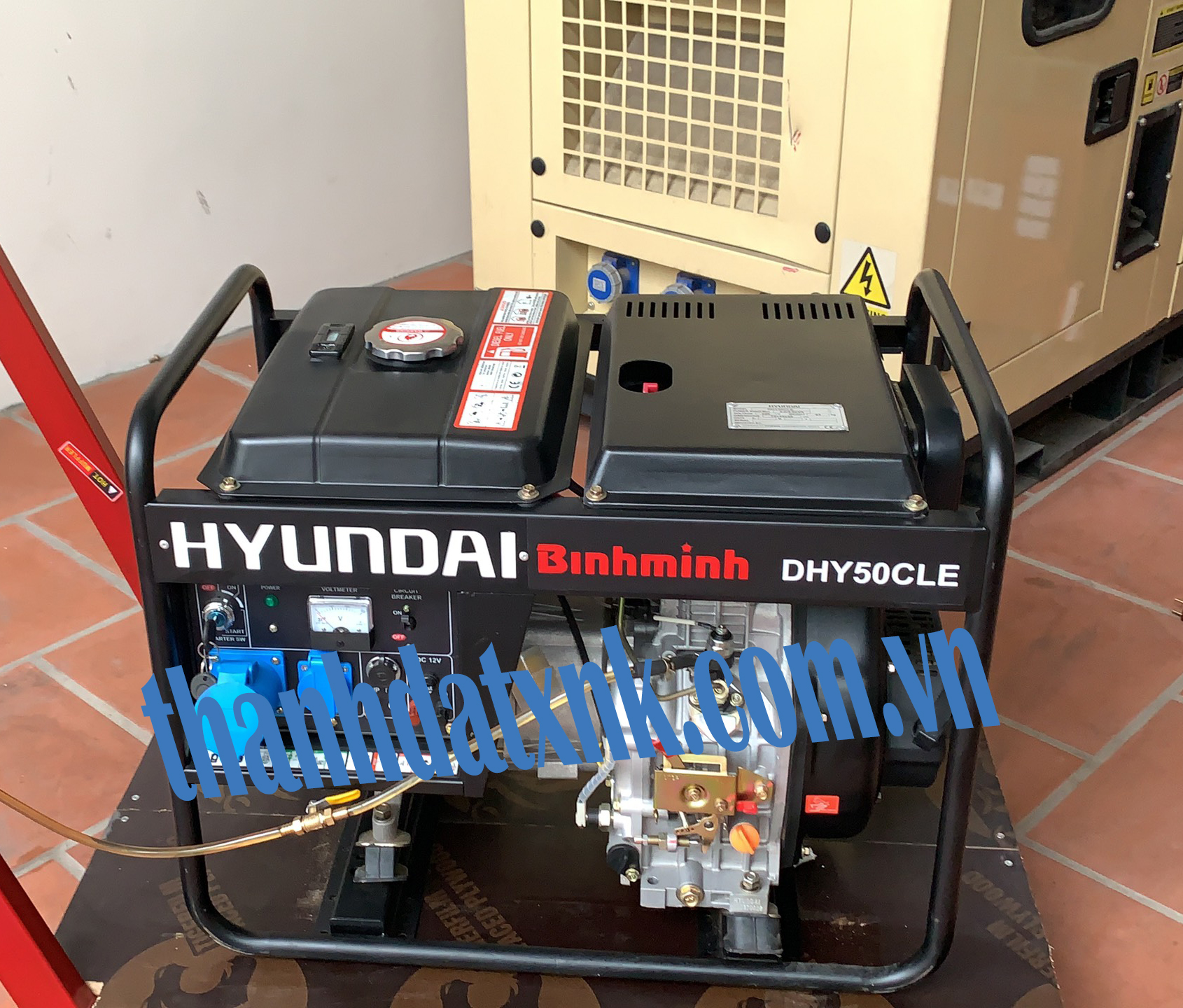 Máy Phát Điện Chạy Dầu 4.2KVA-4.6KVA Hyundai DHY50CLE - Hình ảnh 2