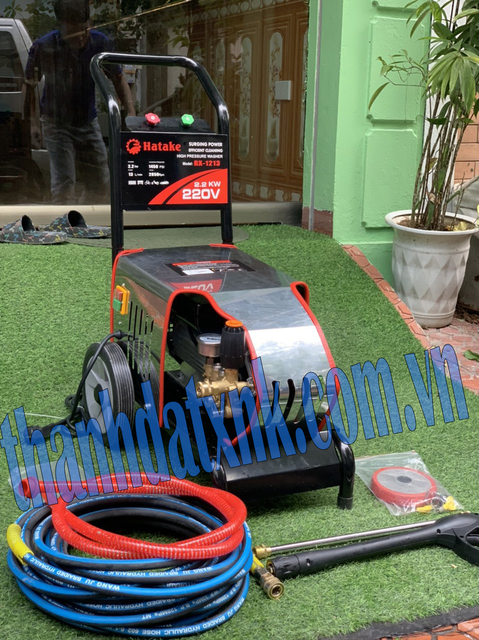 Máy Rửa Xe Cao Áp 2.2kw Hatake RX-1213 - Hình ảnh 2