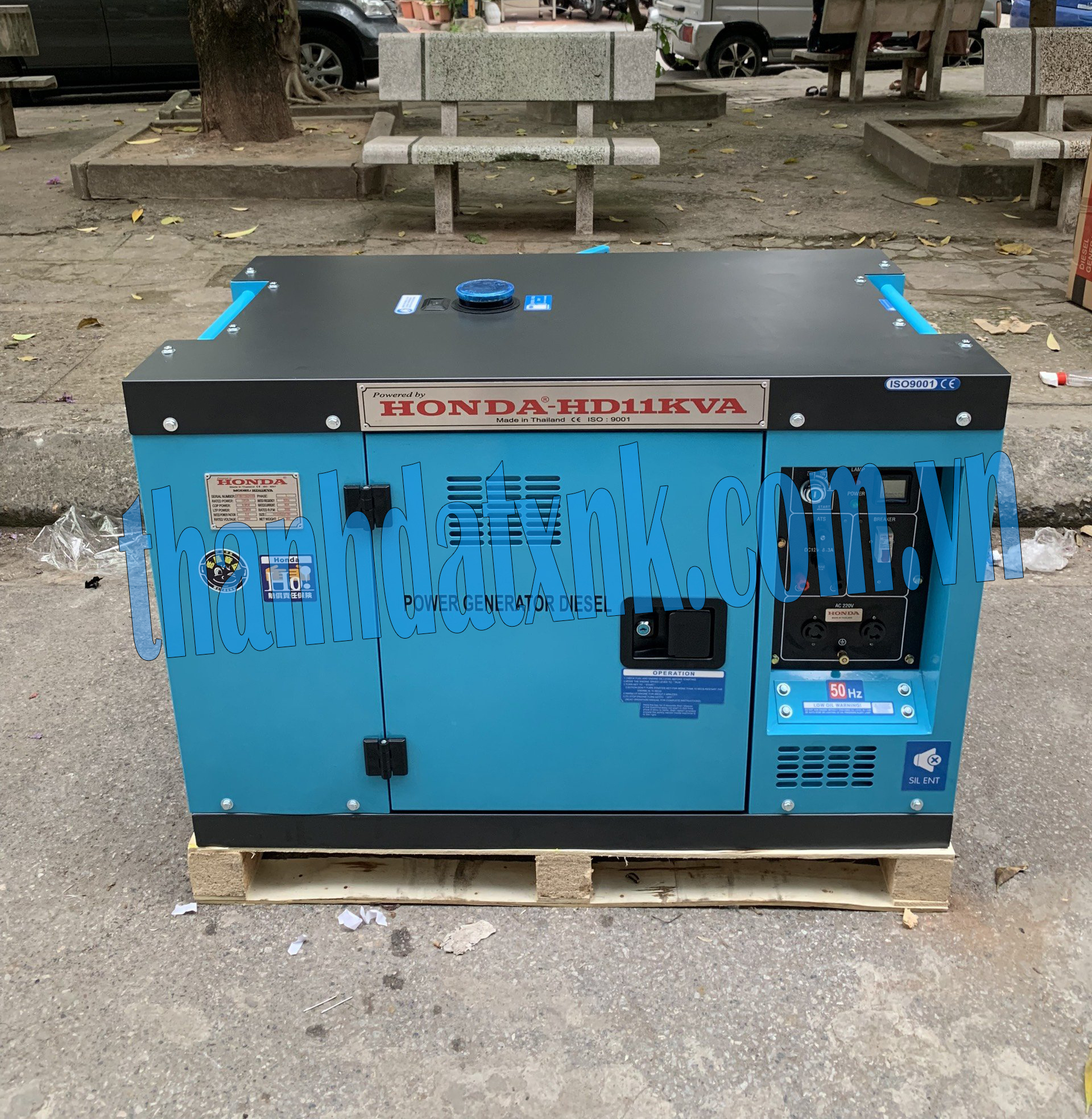 Máy Phát Điện Honda Chạy Dầu HD11KVA Siêu Chống Ồn - Hình ảnh 2