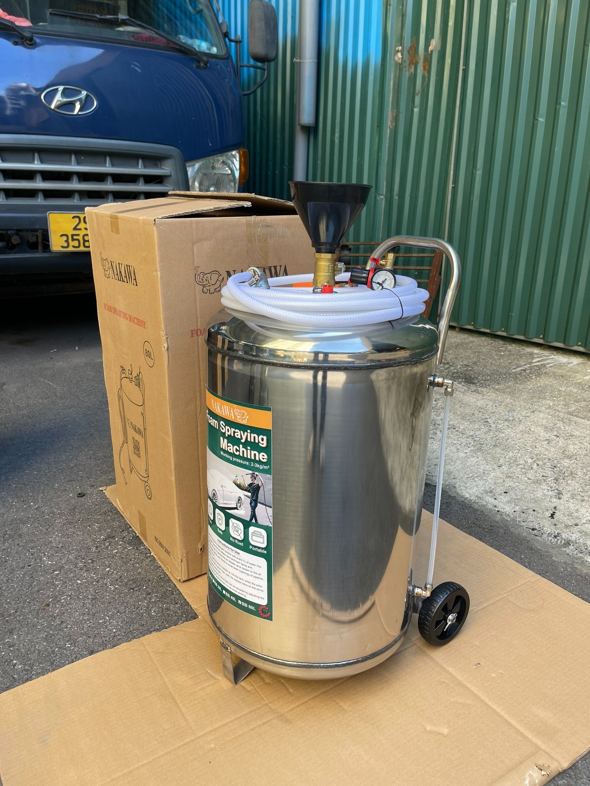 Bình Phun Bọt Tuyết Inox 80L Nakawa BB-80L - Hình ảnh 3