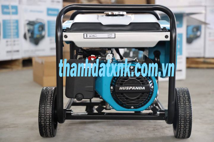 May-Phat-Dien-Chay-Xang-2Kw-Huspanda-H2600Sa1-720x479-1.jpg