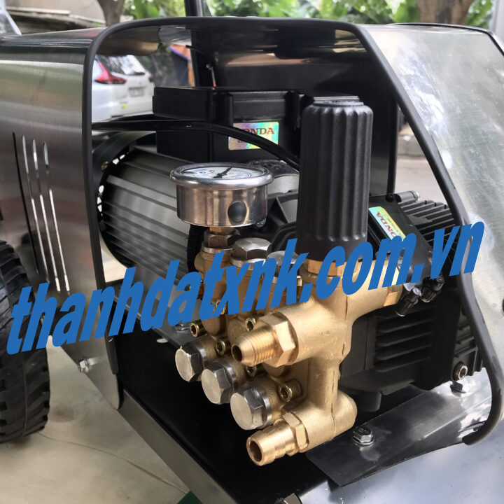 may-rua-xe-honda-2.jpg